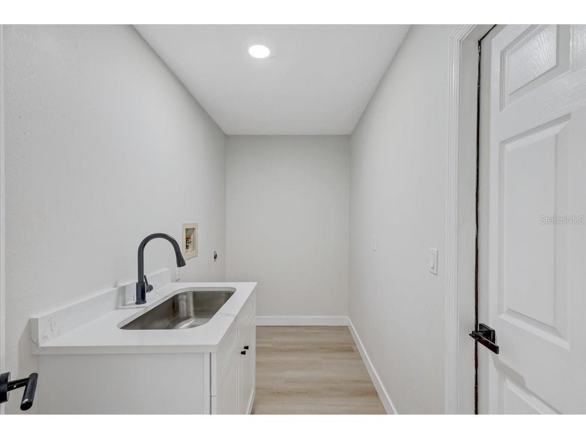 2405 Appaloosa Circle Sarasota FL 34240 TB8514118 image45