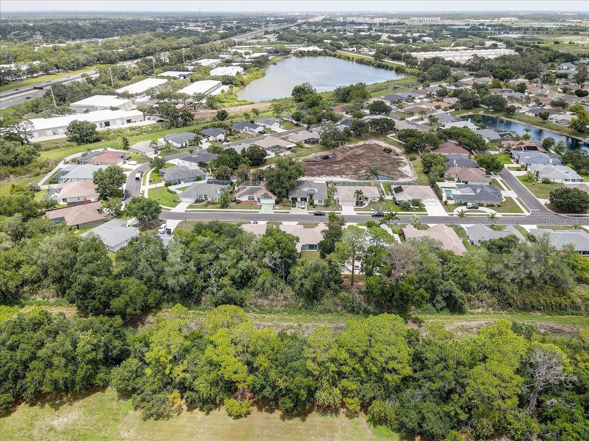 2405 Appaloosa Circle Sarasota FL 34240 TB8514118 image52
