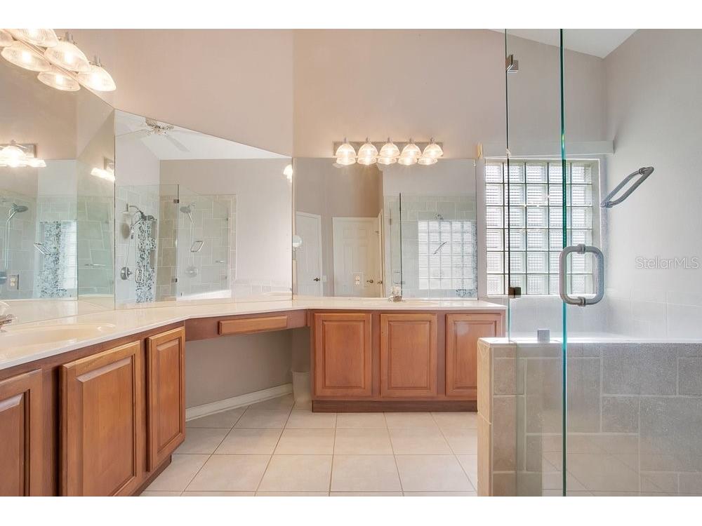 2405 Blossomwood Drive Oviedo FL 32765 O6410387 image15