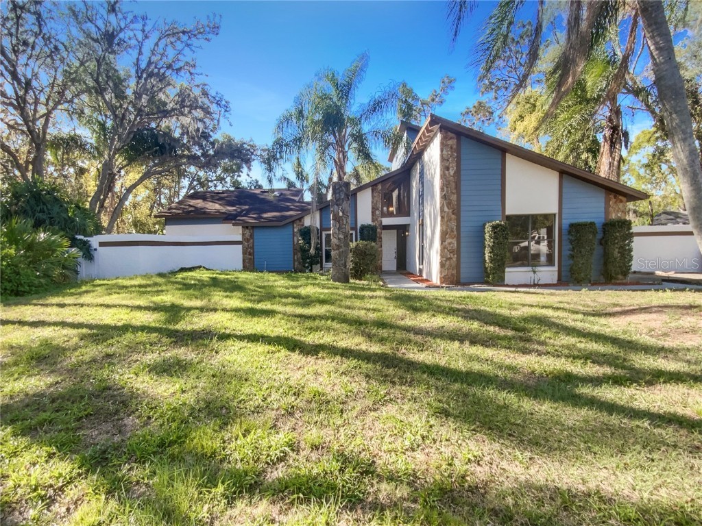 2405 Burlwood Drive Lutz FL 33549 O6293074 image1