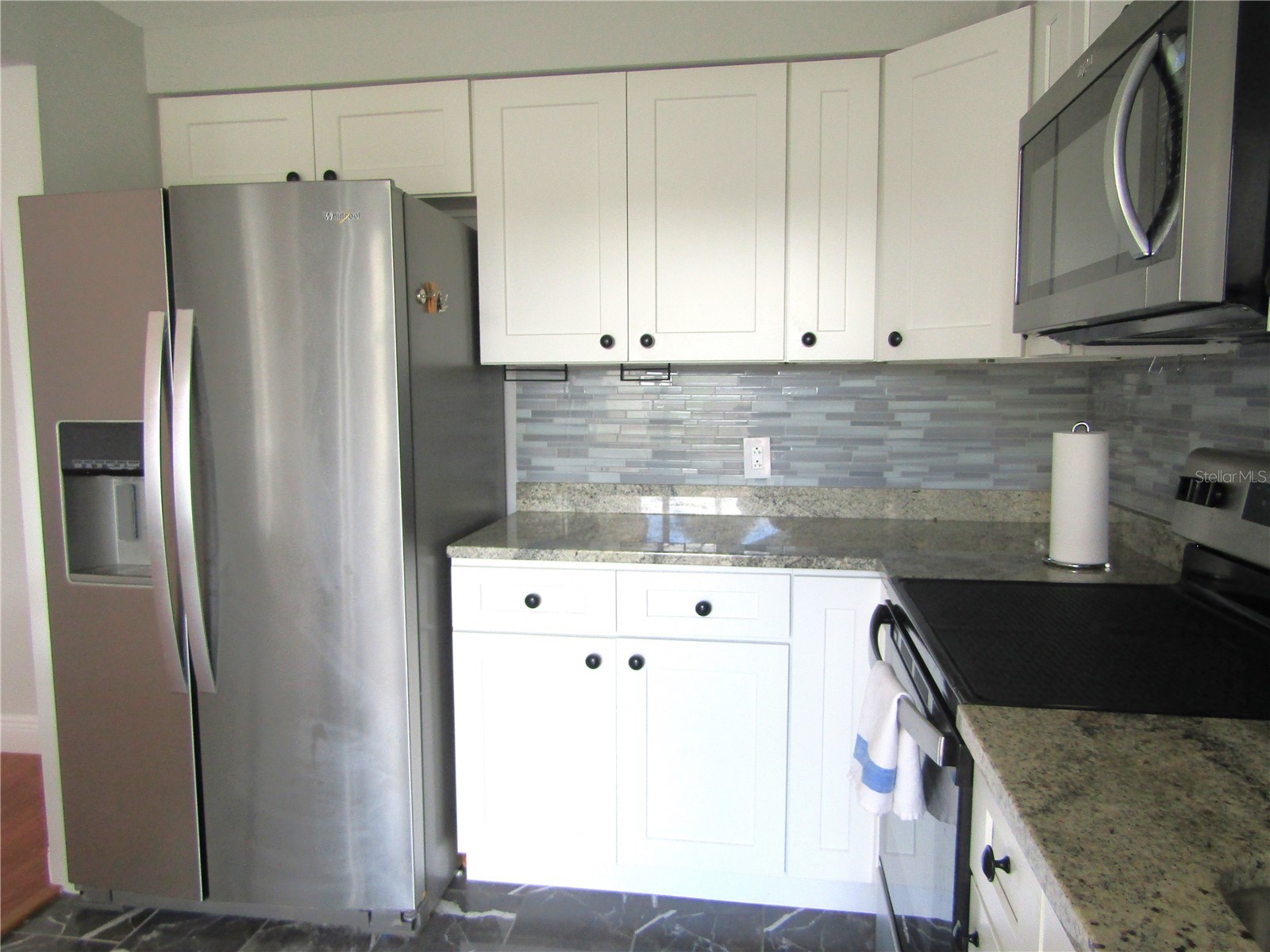 2405 Crispin Court #E1 Sarasota FL 34235 A4686722 image10