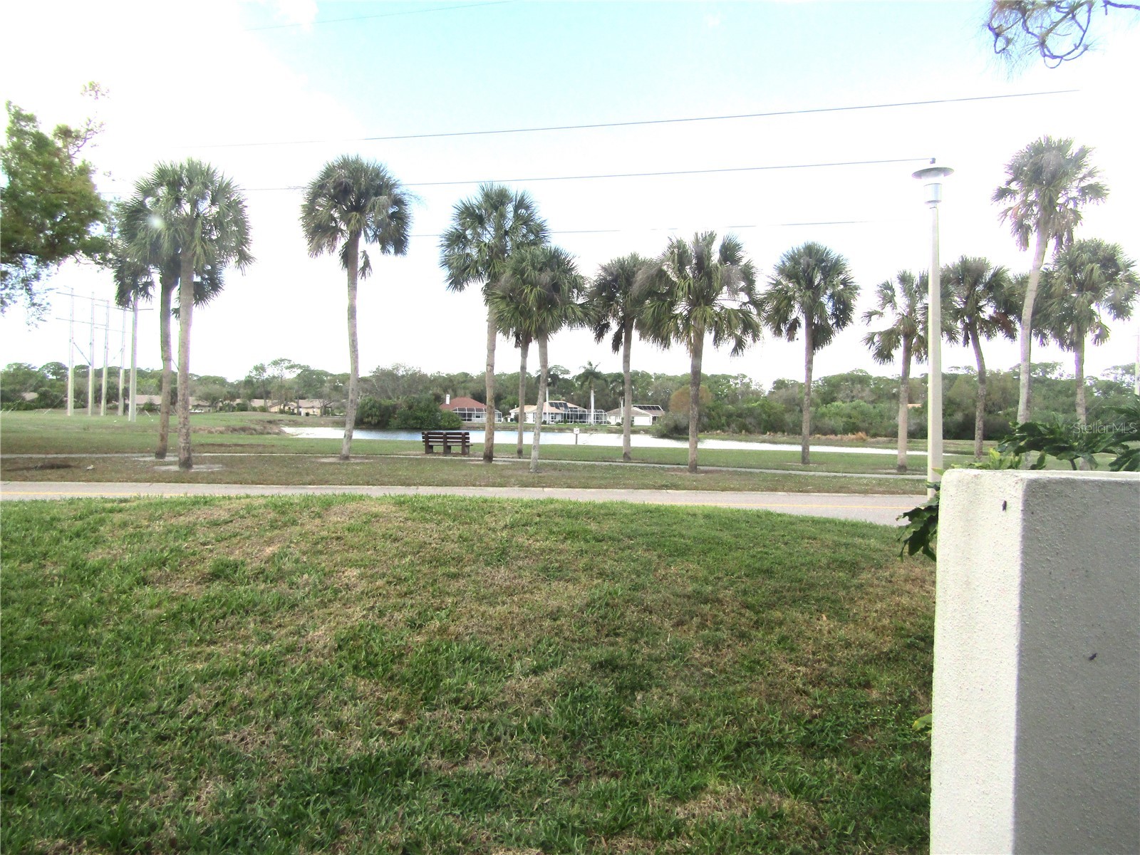 2405 Crispin Court #E1 Sarasota FL 34235 A4686722 image19