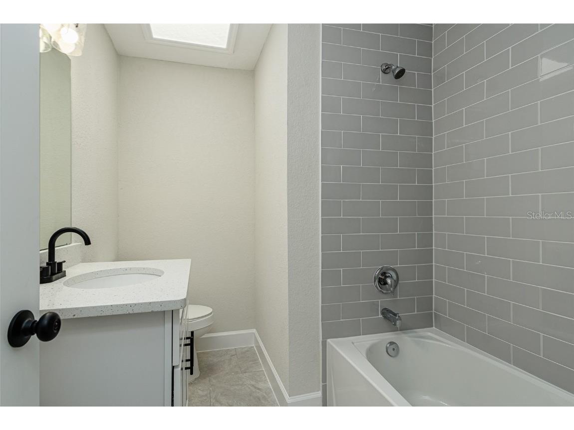 2405 Delrose Drive E Lakeland FL 33805 L4956981 image17