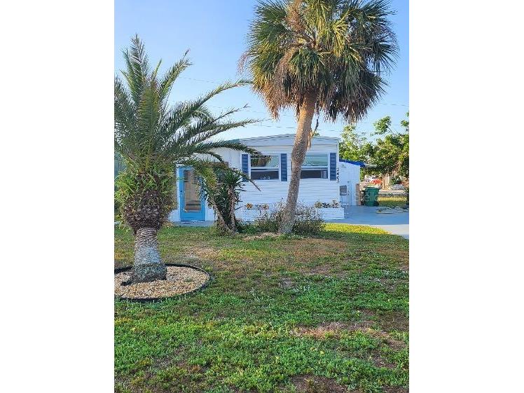 2405 Heron Lane Englewood FL 34224 D6129643 image1
