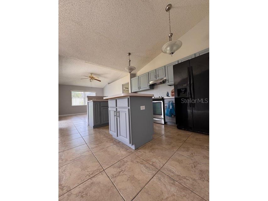 2405 Lincolnshire Court Kissimmee FL 34743 R4910839 image2