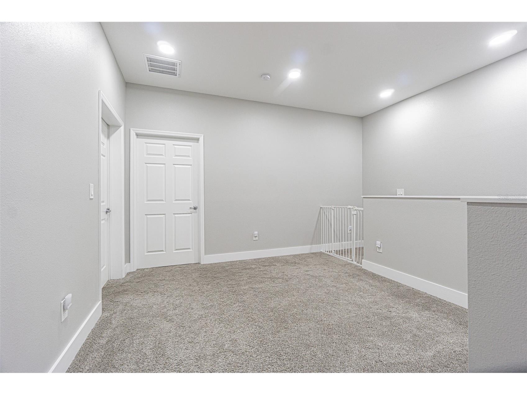 2405 S 69th Street Tampa FL 33619 TB8467127 image23