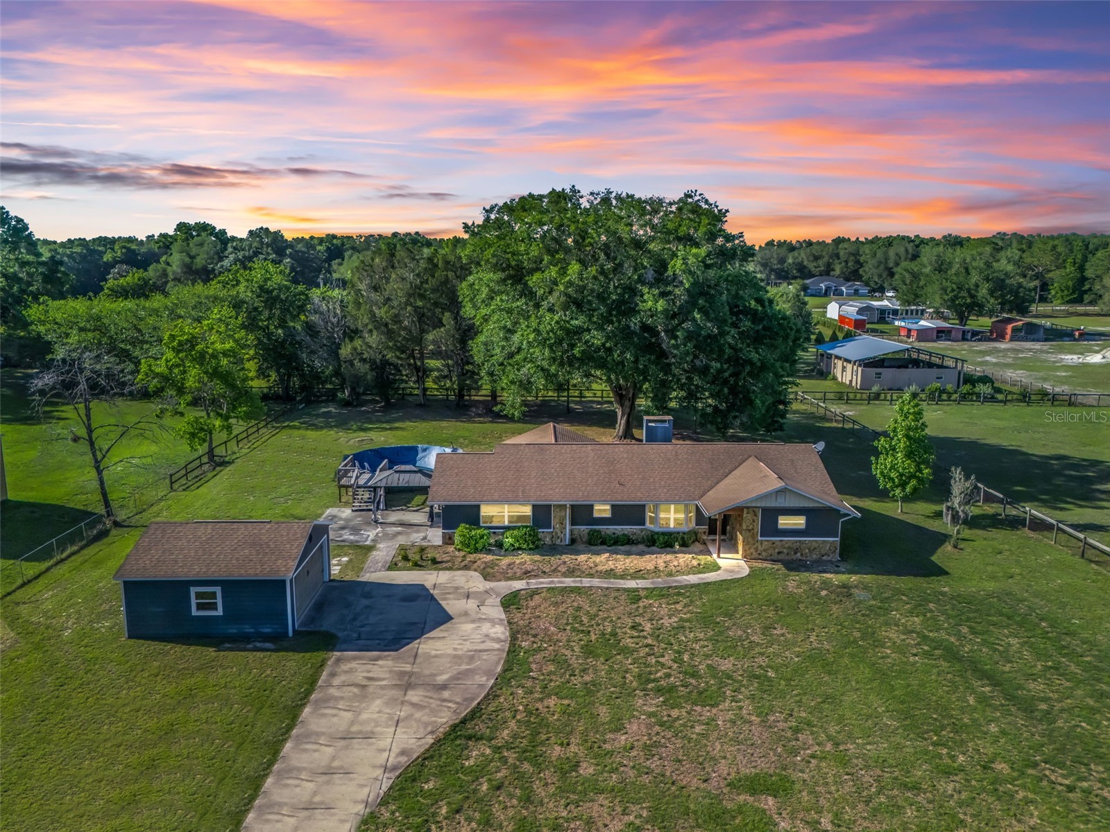 2405 SE 157th Lane Road Summerfield FL 34491 OM722989 image2
