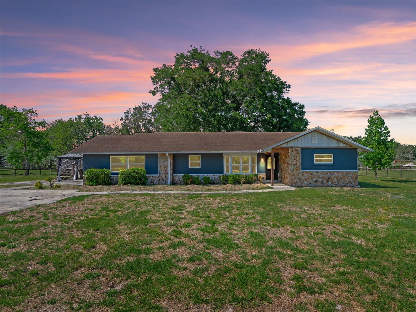 2405 SE 157th Lane Road Summerfield FL 34491 OM722989 image3