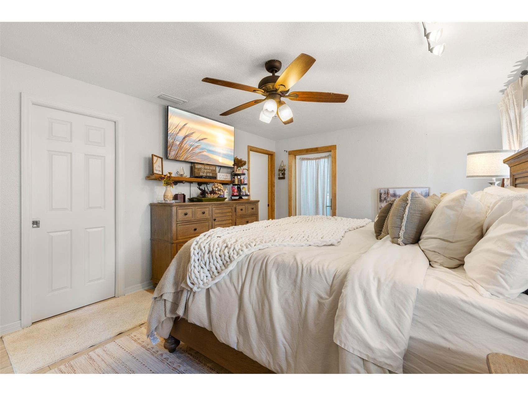 2405 Summerlin Drive Clearwater FL 33764 TB8528392 image28
