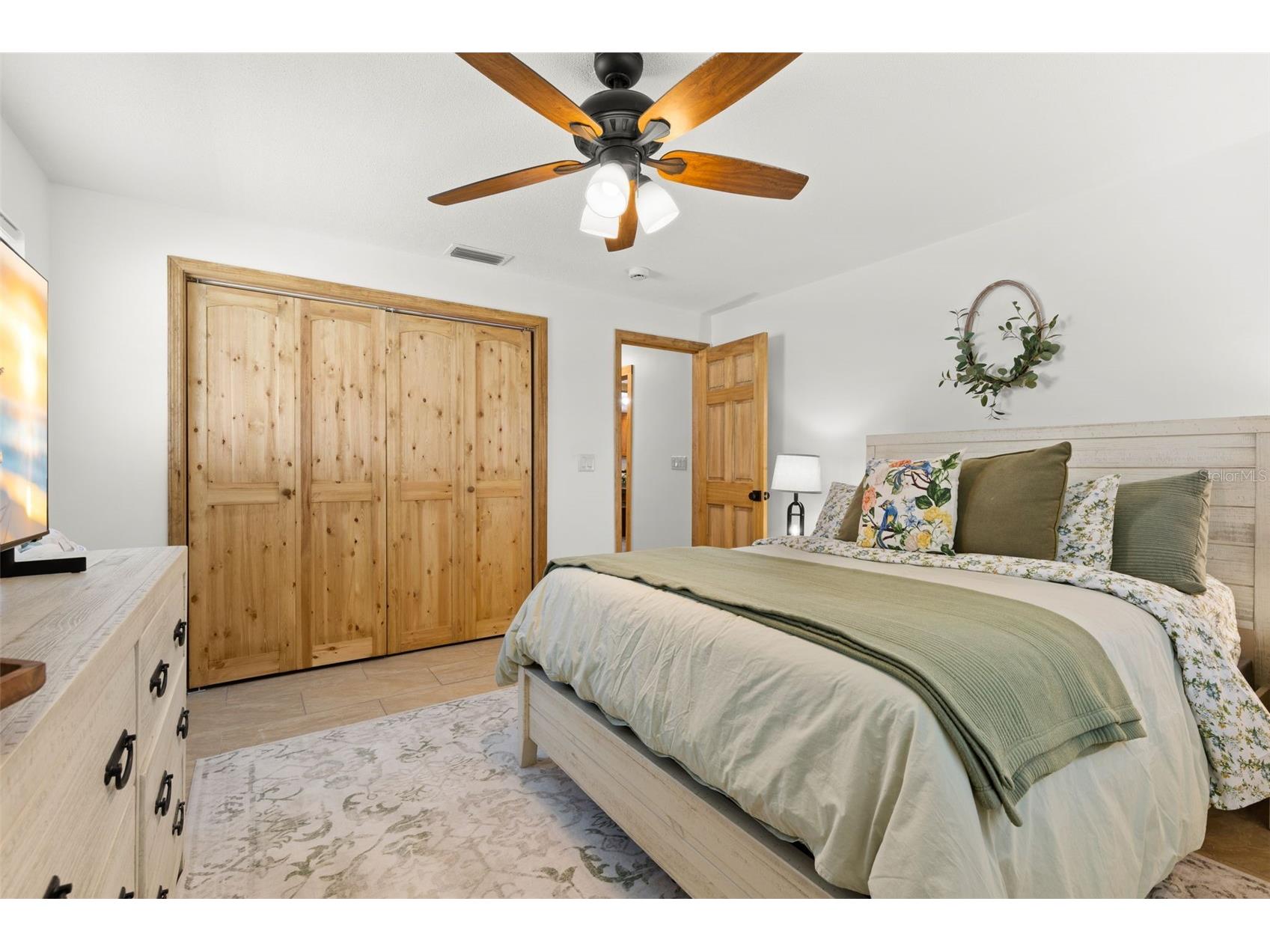2405 Summerlin Drive Clearwater FL 33764 TB8528392 image32