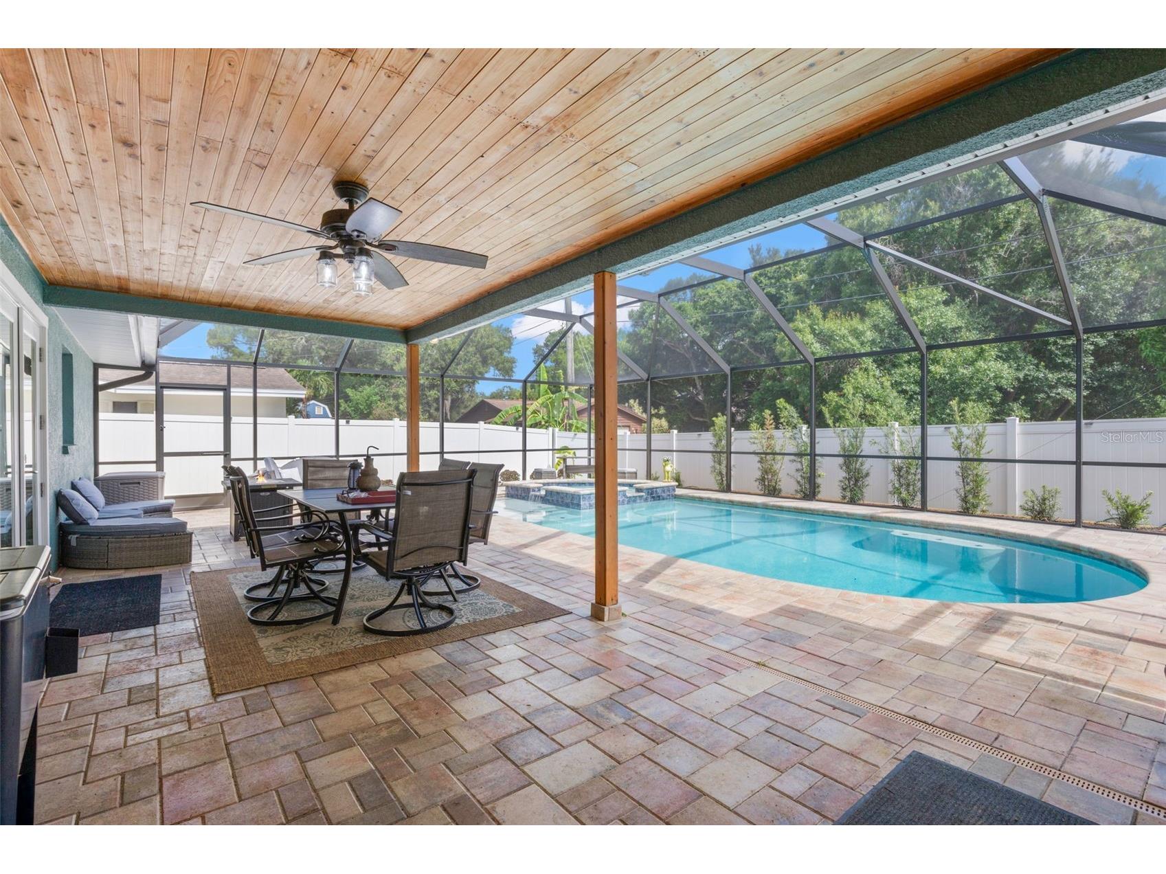 2405 Summerlin Drive Clearwater FL 33764 TB8528392 image37