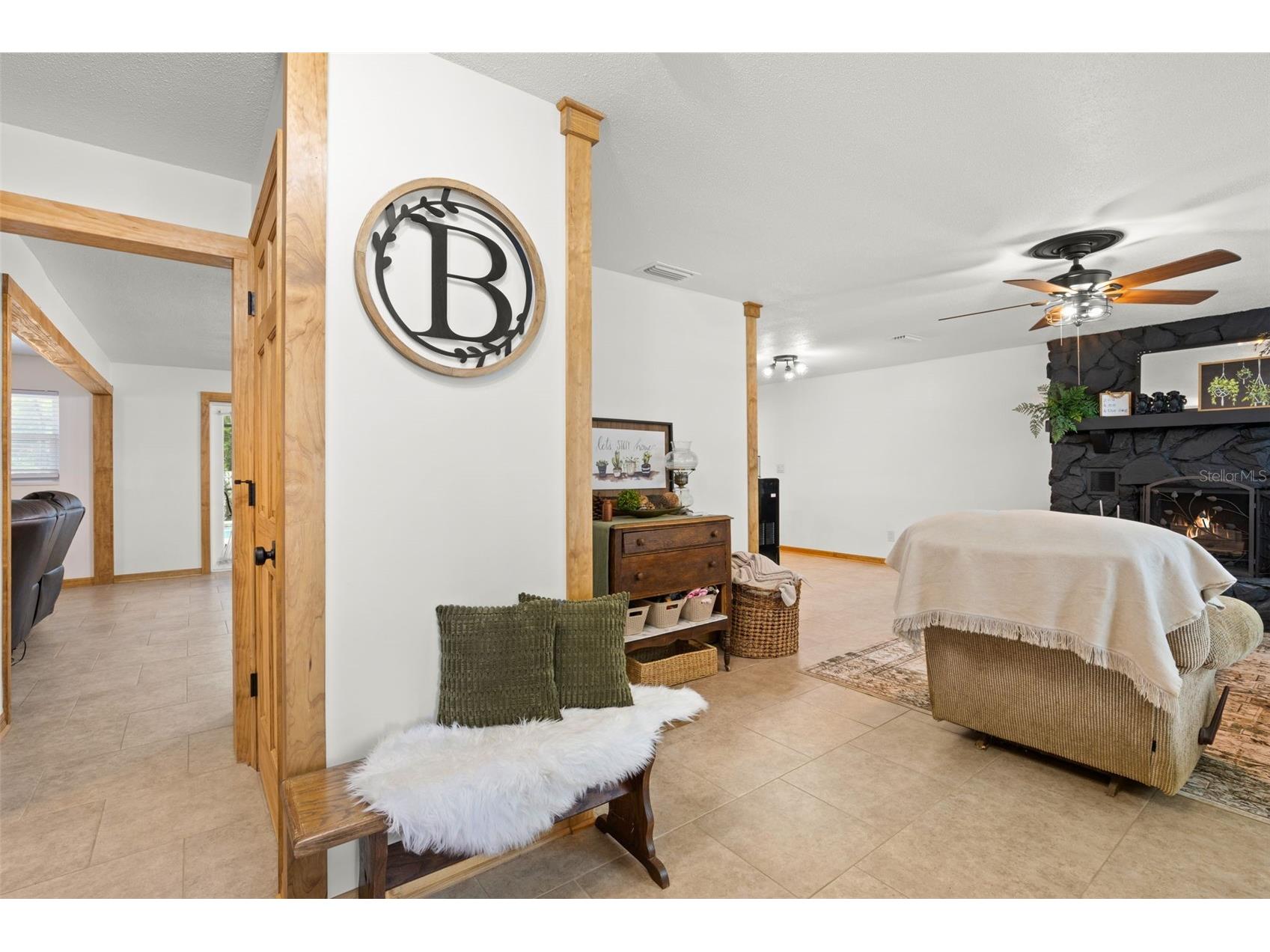 2405 Summerlin Drive Clearwater FL 33764 TB8528392 image6