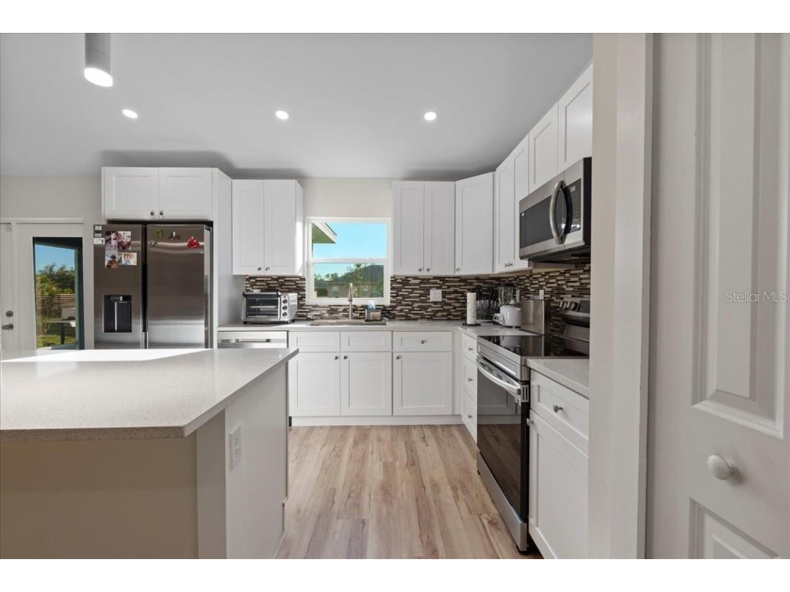 2405 Vancouver Lane North Port FL 34286 C7505091 image10