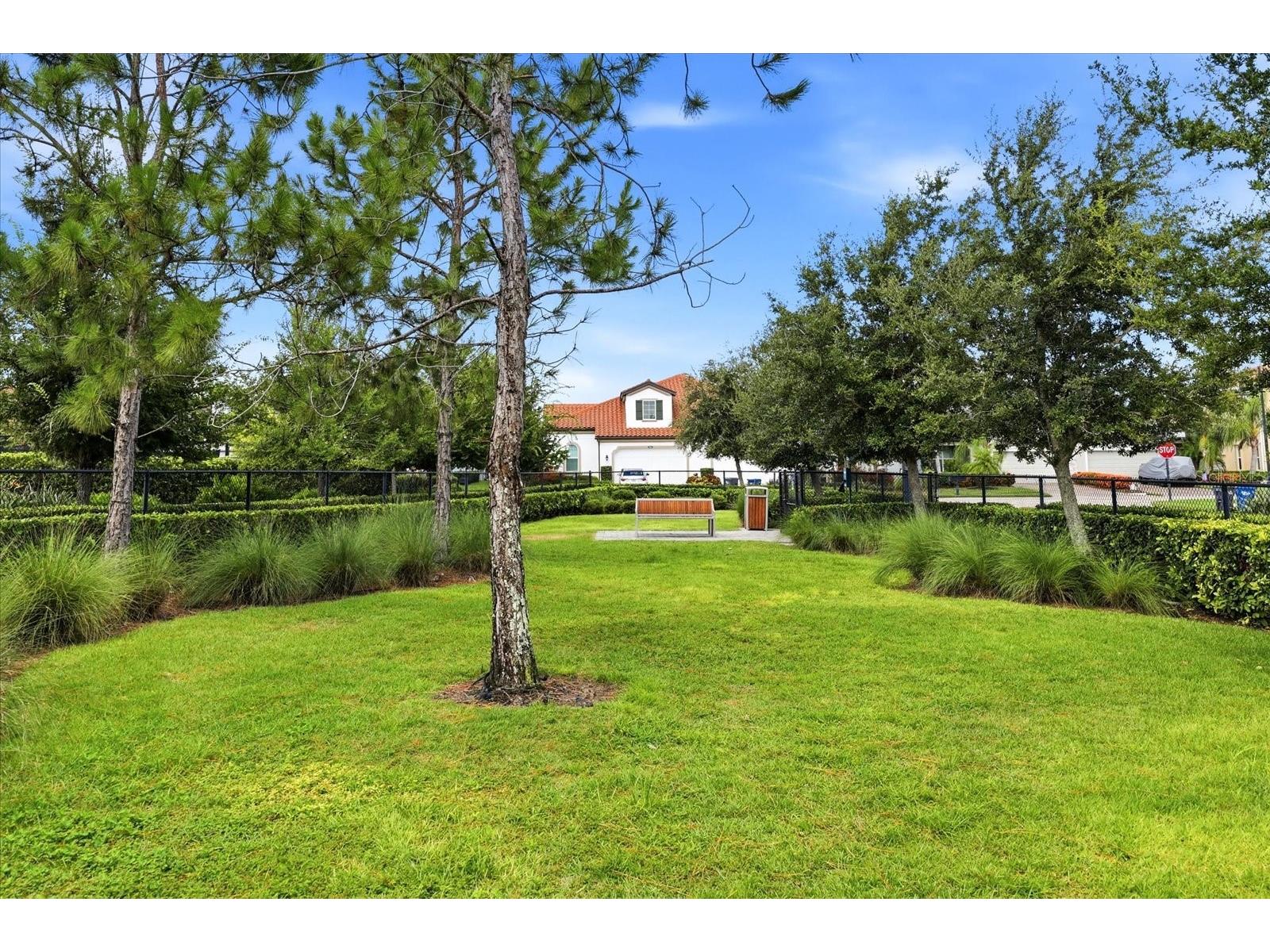 2405 Wildflower Run Lakewood Ranch FL 34211 A4698773 image49