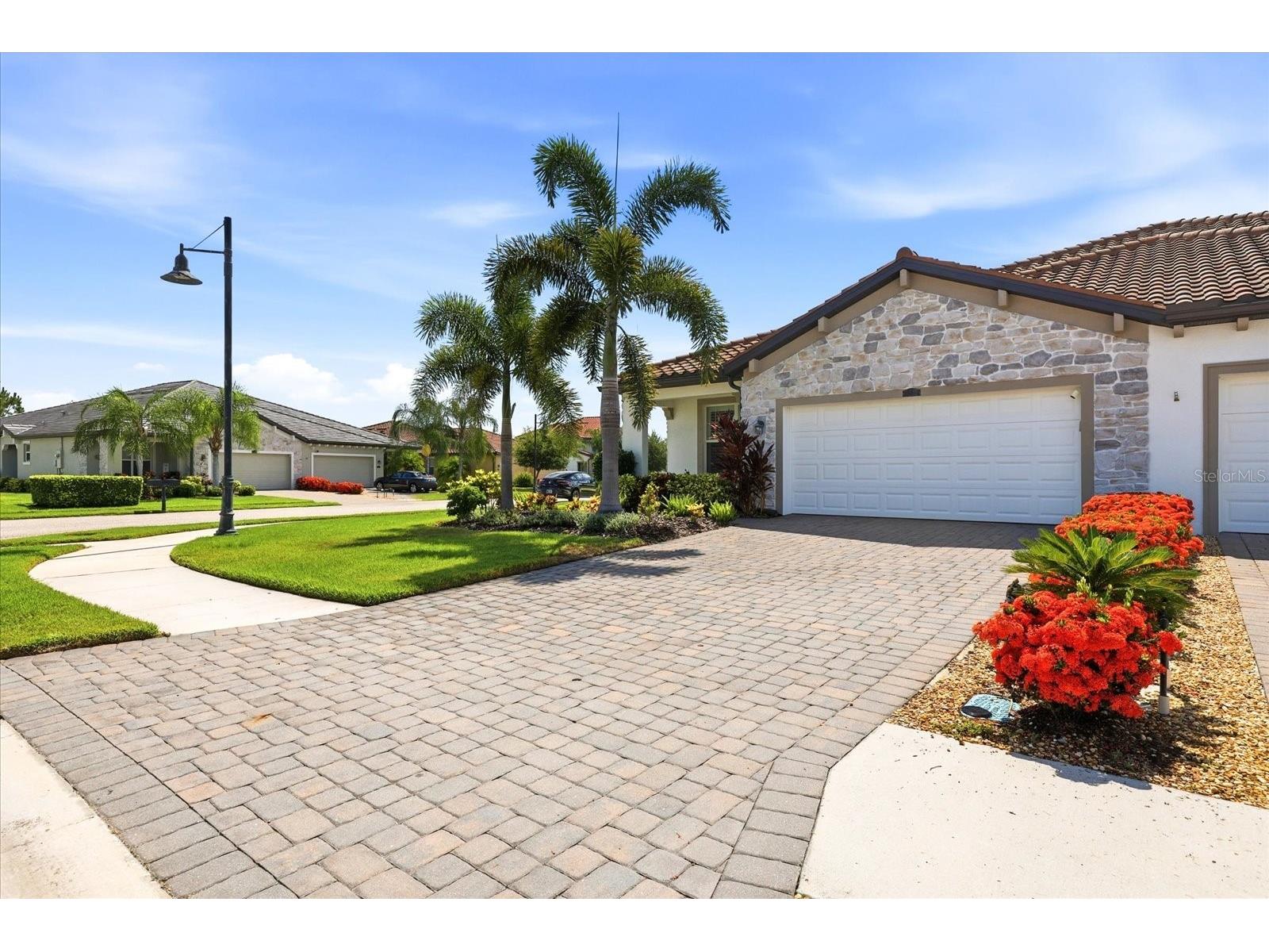 2405 Wildflower Run Lakewood Ranch FL 34211 A4698773 image6