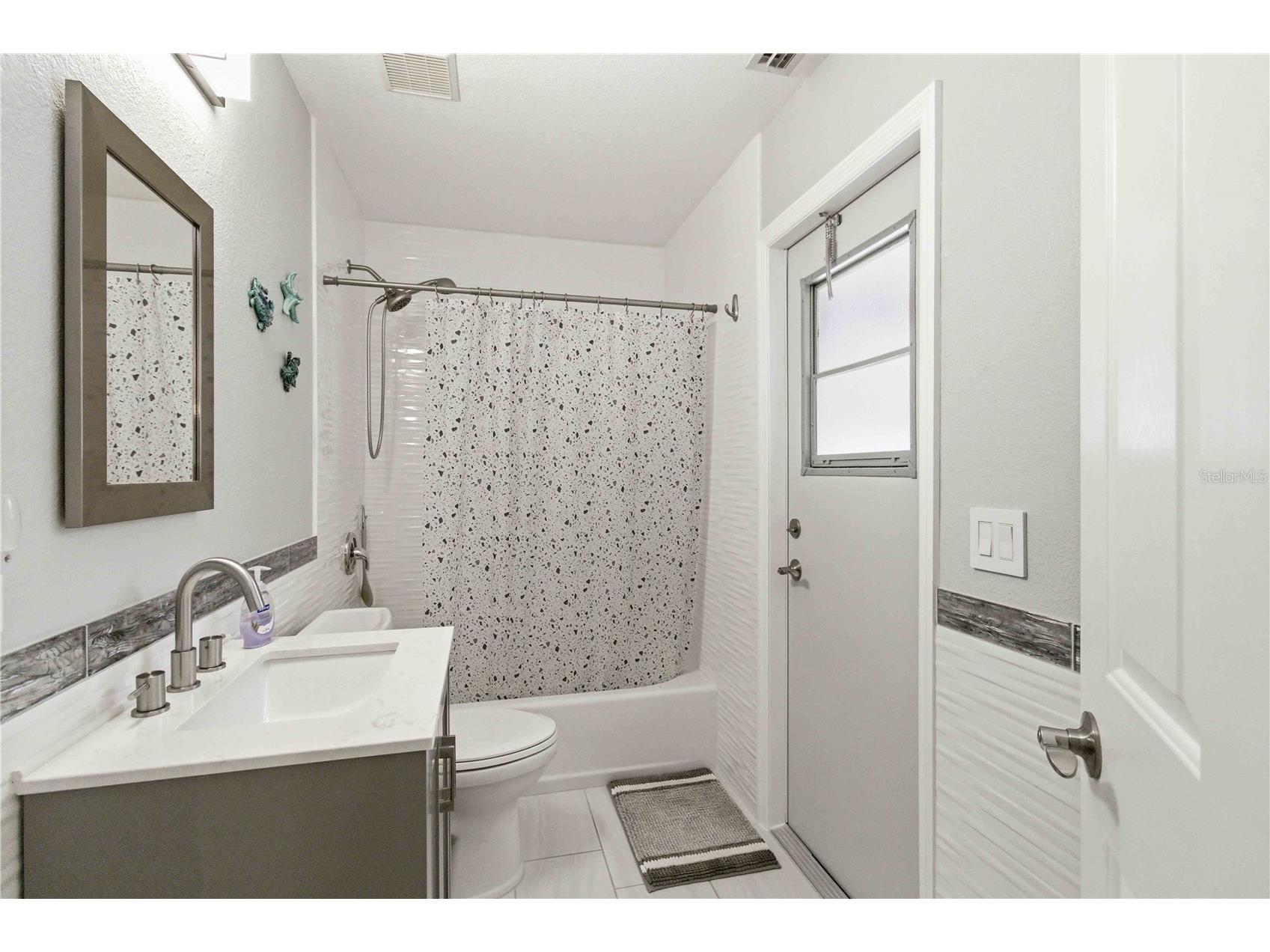 2405 Yalta Terrace North Port FL 34286 A4686942 image21