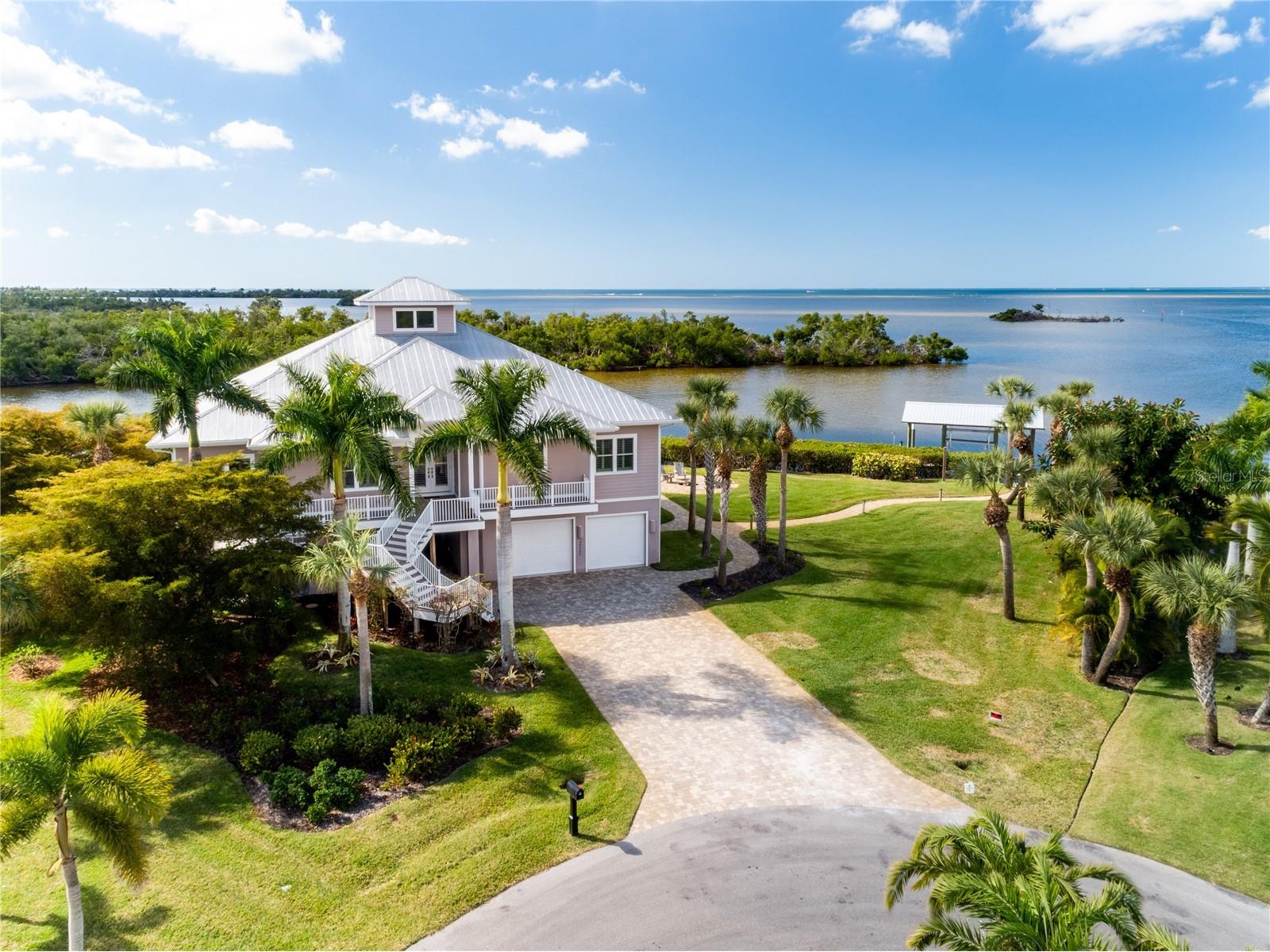 24057 Treasure Island Boulevard Punta Gorda FL 33955 - CHARLOTTE HARBOR OM718462 image1