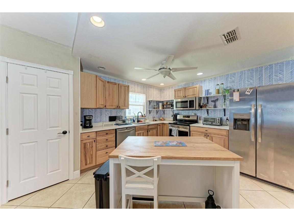 2406 15th Street W Palmetto FL 34221 A4656188 image11