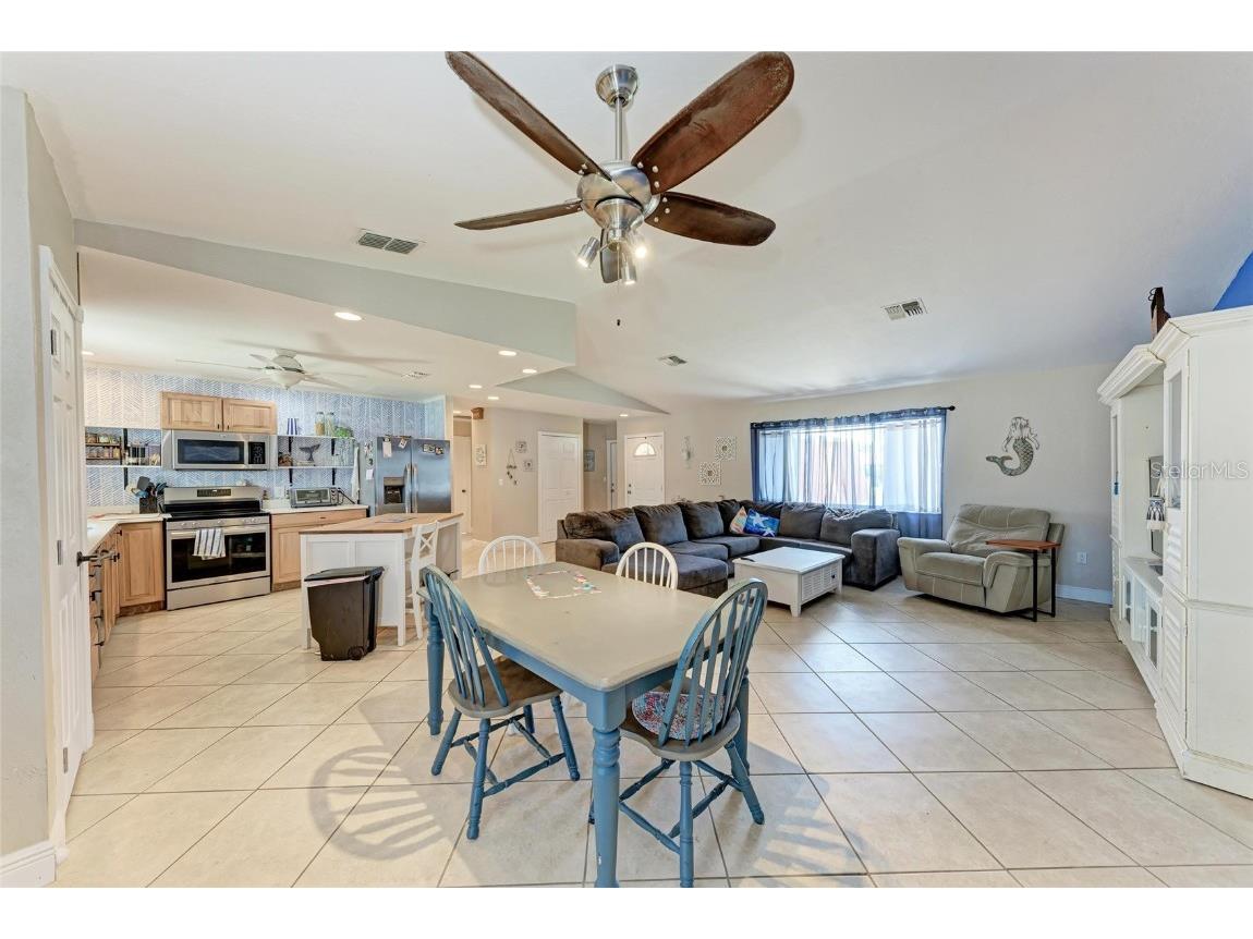 2406 15th Street W Palmetto FL 34221 A4656188 image15