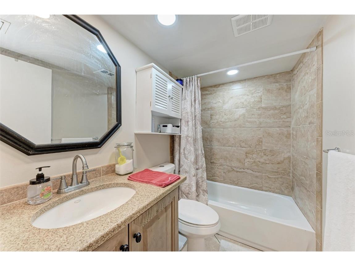 2406 15th Street W Palmetto FL 34221 A4656188 image23