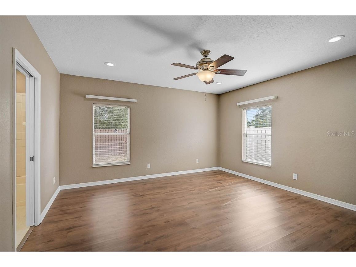 2406 29th Avenue E Palmetto FL 34221 A4670390 image18