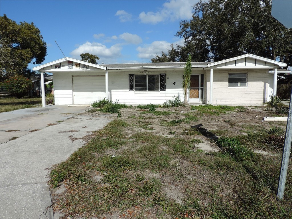 2406 Arcadia Road Holiday FL 34690 W7861391 image1