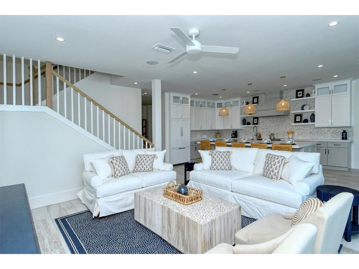 2406 Avenue C Bradenton Beach FL 34217 A4671874 image11