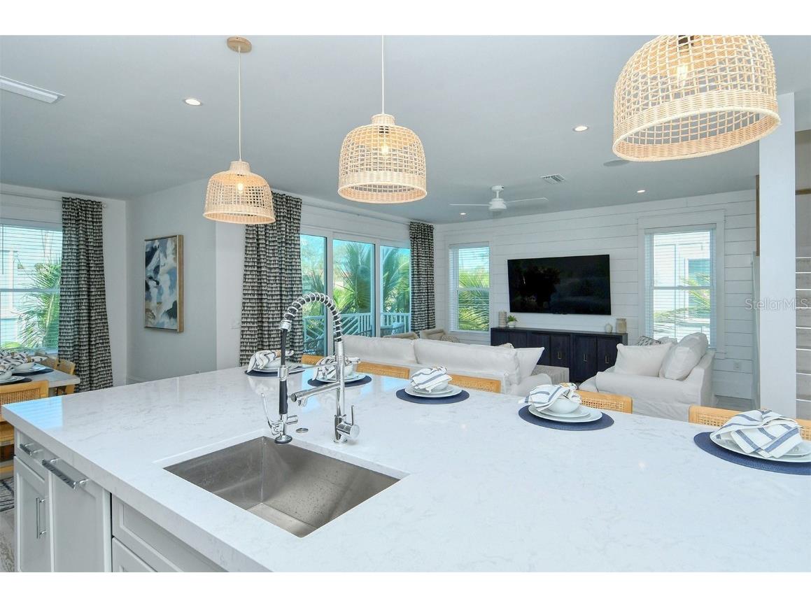 2406 Avenue C Bradenton Beach FL 34217 A4671874 image22