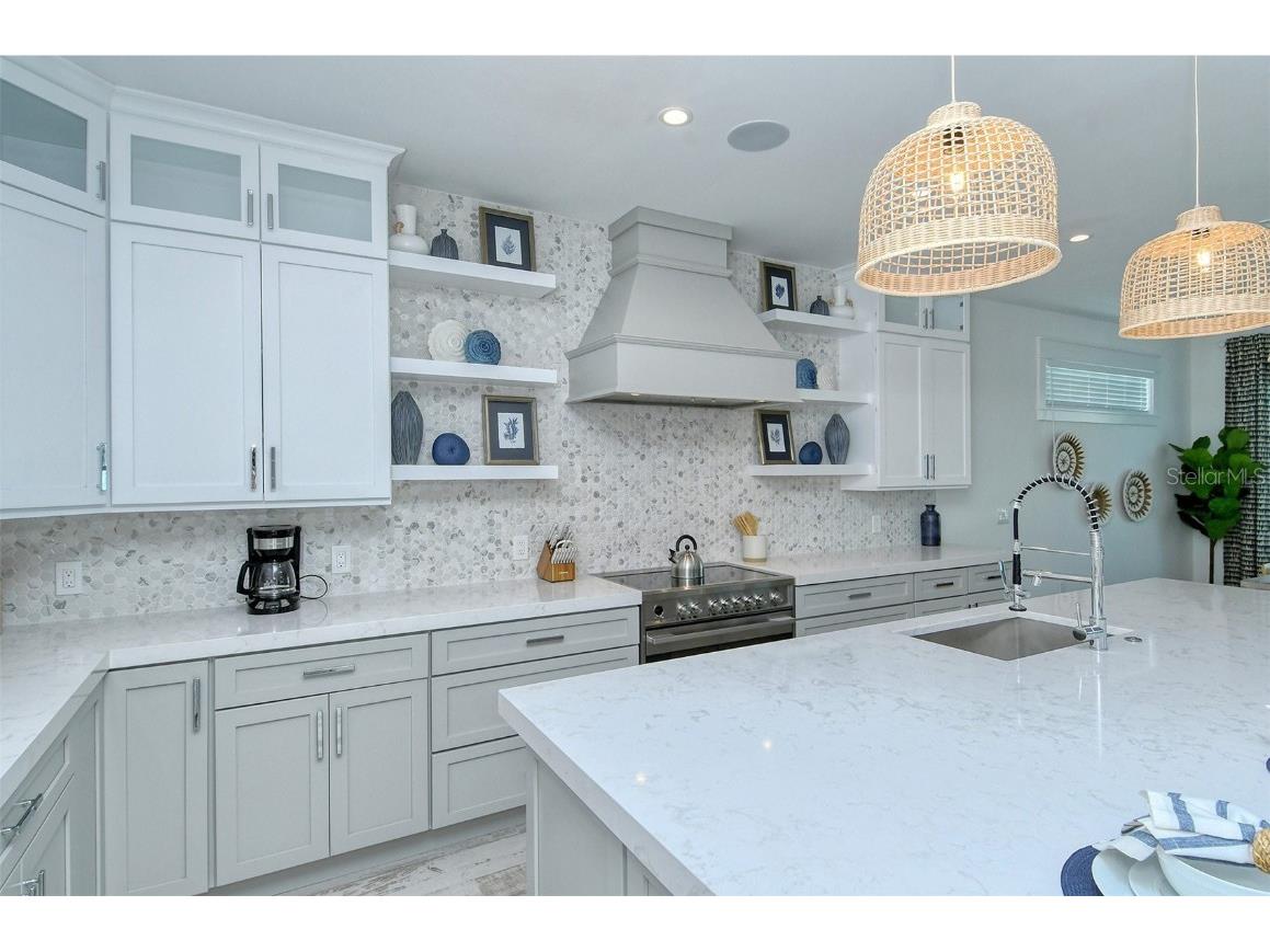 2406 Avenue C Bradenton Beach FL 34217 A4671874 image23