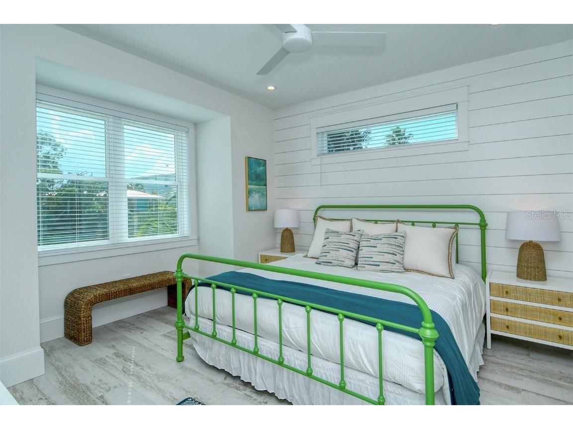 2406 Avenue C Bradenton Beach FL 34217 A4671874 image31