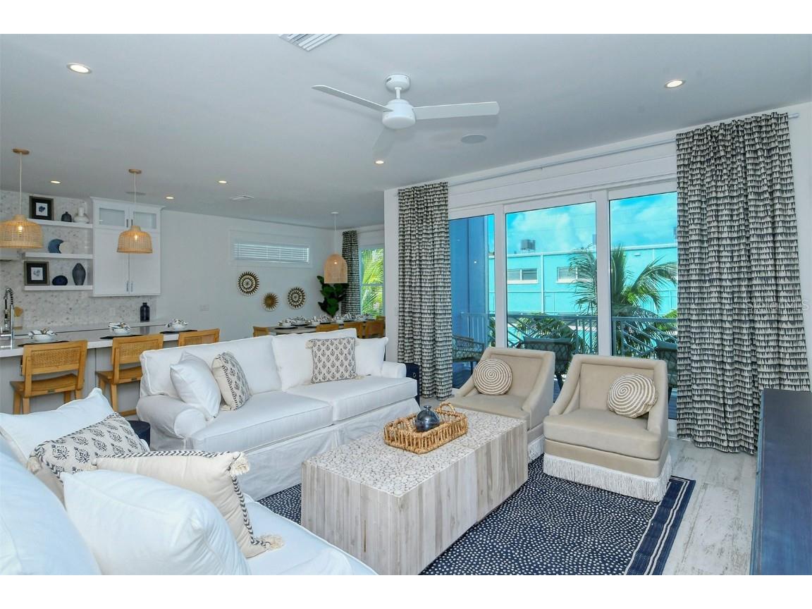 2406 Avenue C Bradenton Beach FL 34217 A4671874 image4