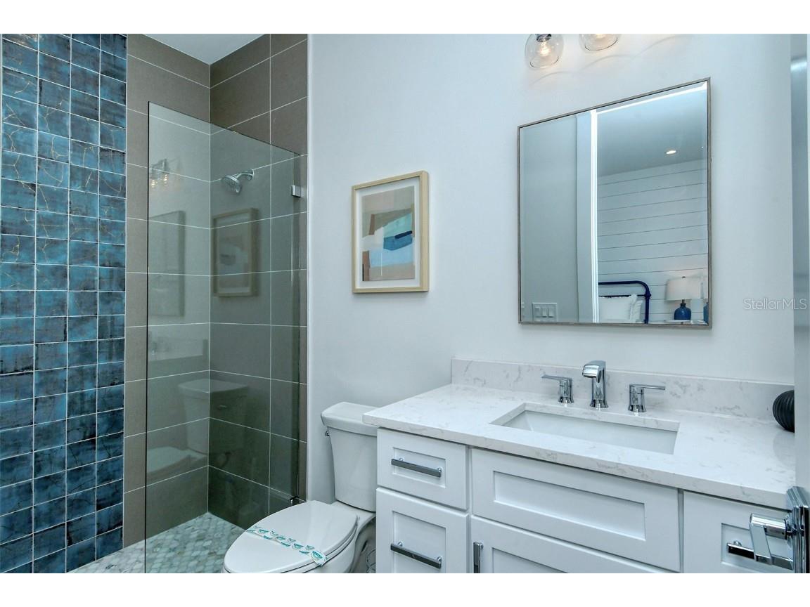 2406 Avenue C Bradenton Beach FL 34217 A4671874 image53