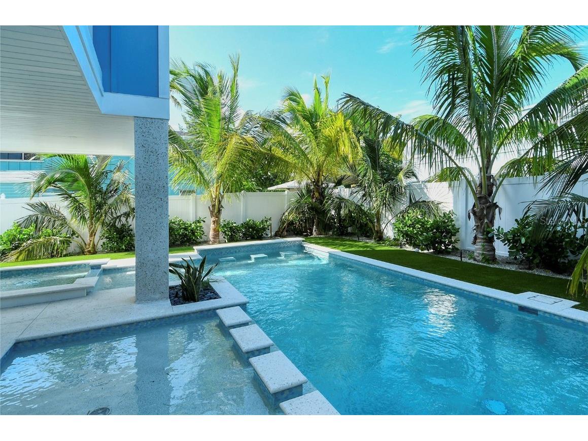 2406 Avenue C Bradenton Beach FL 34217 A4671874 image78