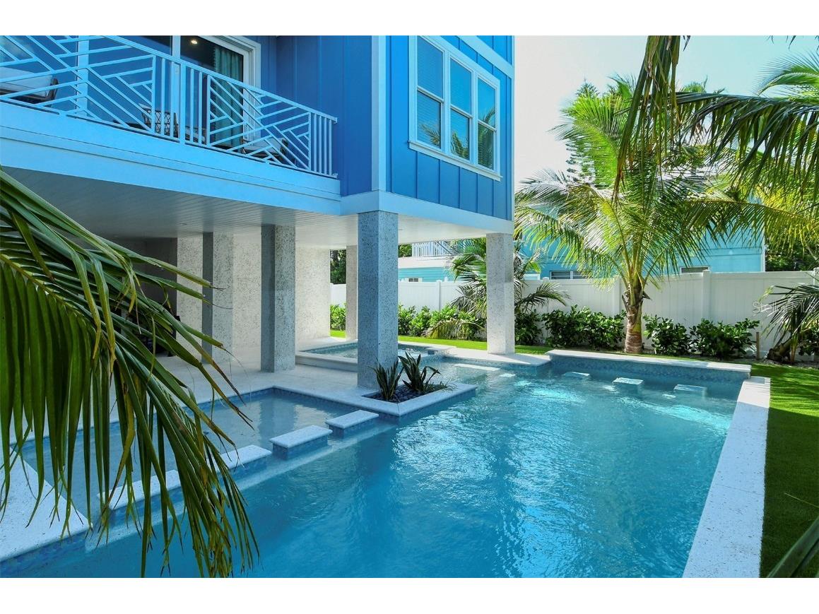 2406 Avenue C Bradenton Beach FL 34217 A4671874 image79