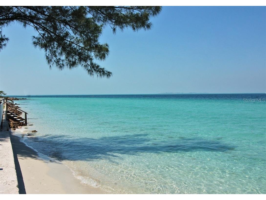 2406 Avenue C Bradenton Beach FL 34217 A4671874 image96