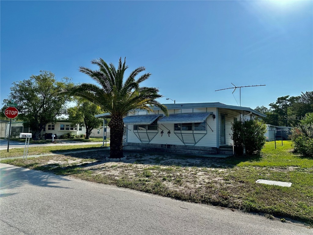 2406 Baron Drive Holiday FL 34690 W7854691 image1