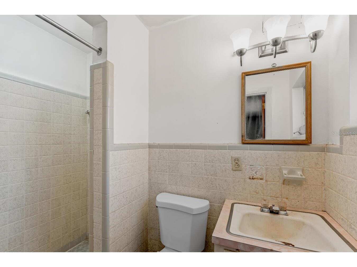 2406 Dellwood Drive Orlando FL 32806 O6420517 image19