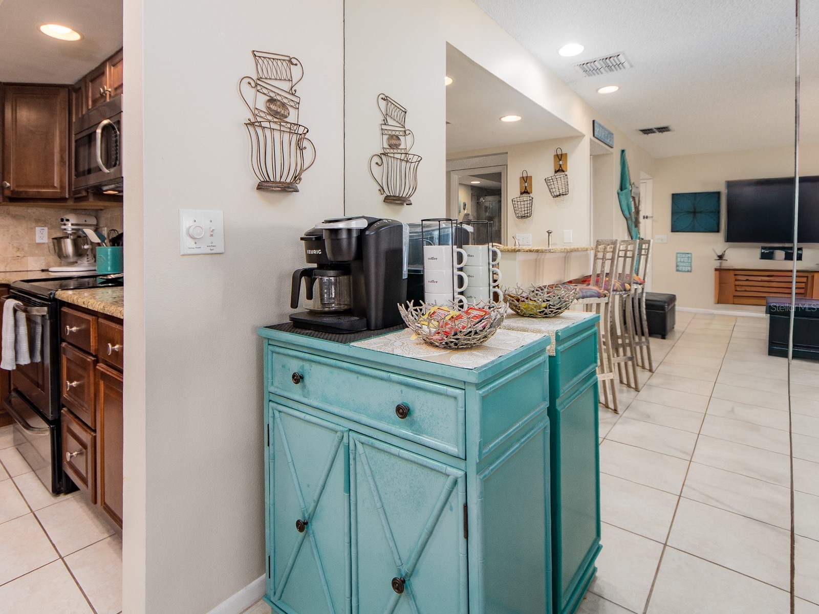 2406 Gulf Boulevard #204 Indian Rocks Beach FL 33785 TB8494357 image16