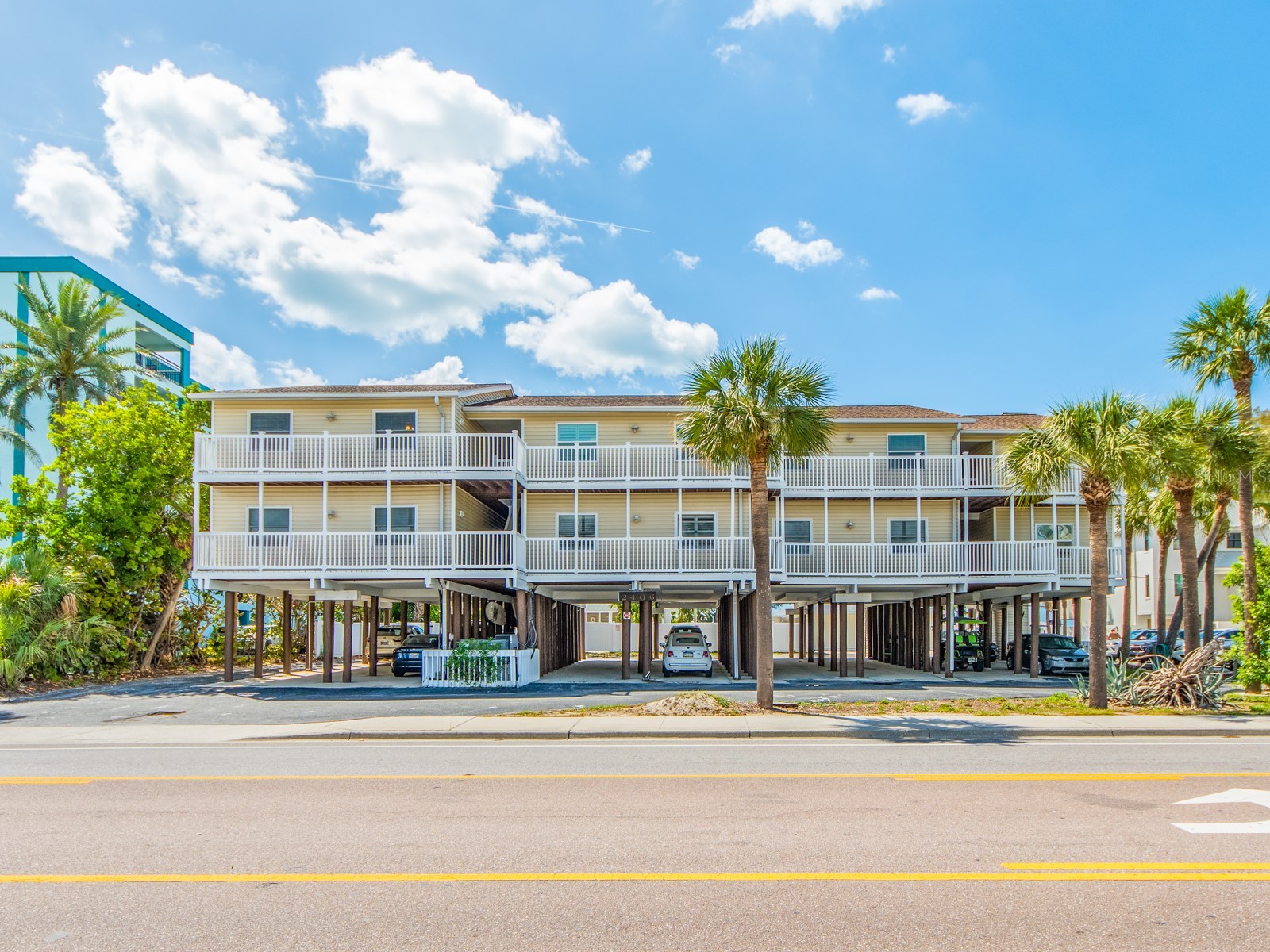 2406 Gulf Boulevard #204 Indian Rocks Beach FL 33785 TB8494357 image2