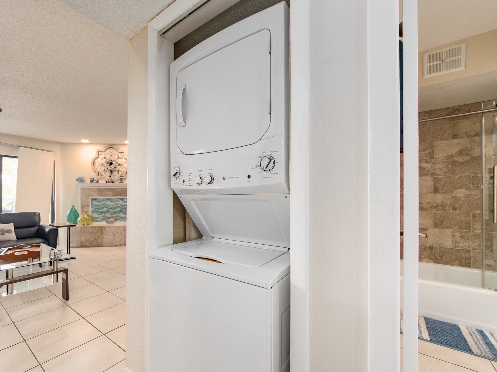 2406 Gulf Boulevard #204 Indian Rocks Beach FL 33785 TB8494357 image20