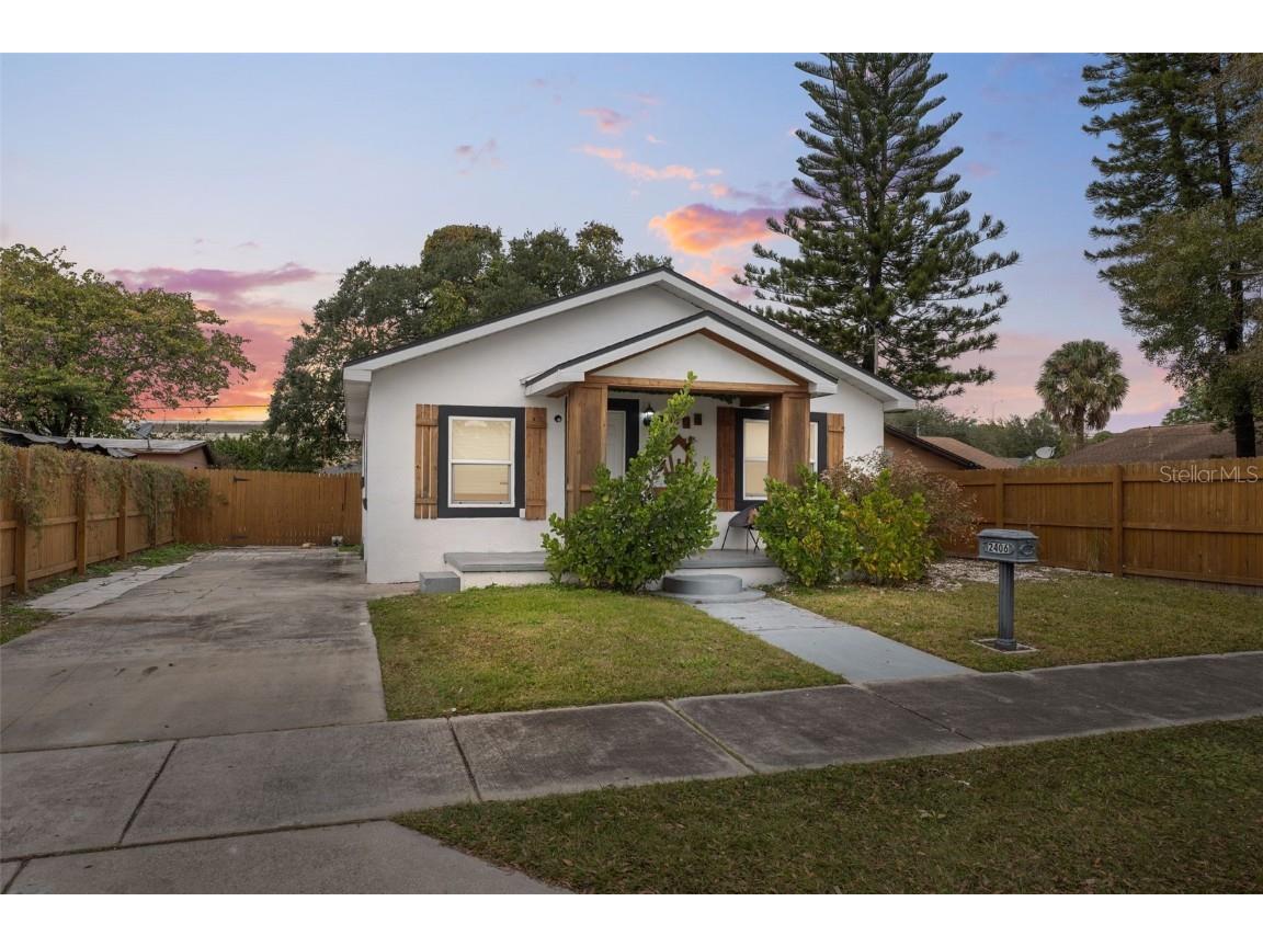 2406 Marconi Street Tampa FL 33605 T3499405 image1