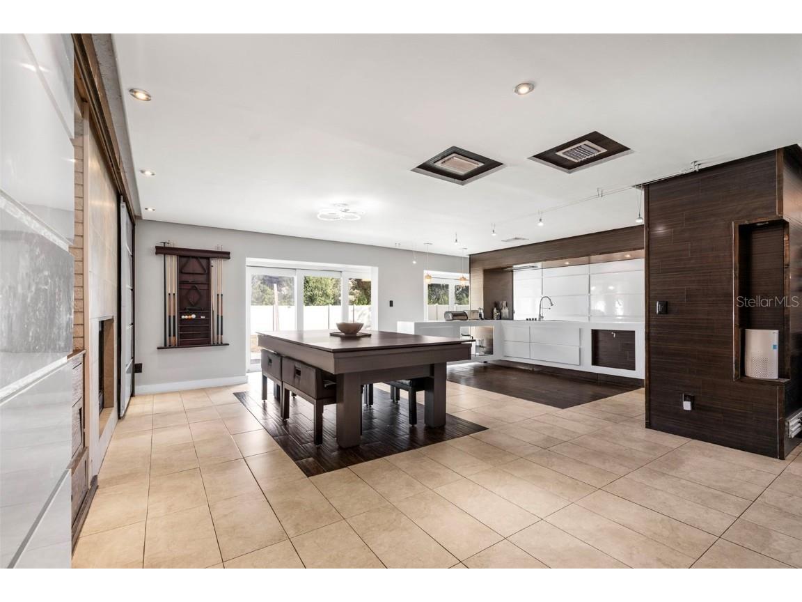 2406 Meadowbrook Drive Lutz FL 33558 TB8450843 image10