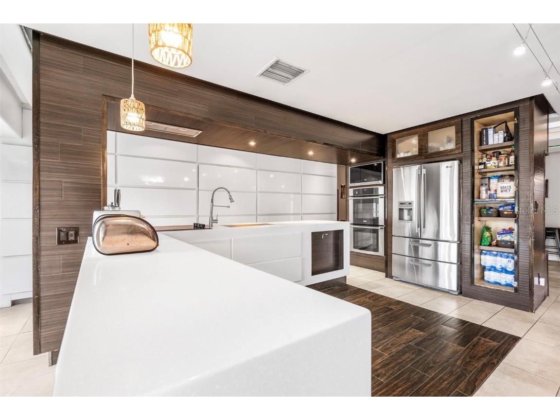 2406 Meadowbrook Drive Lutz FL 33558 TB8450843 image13