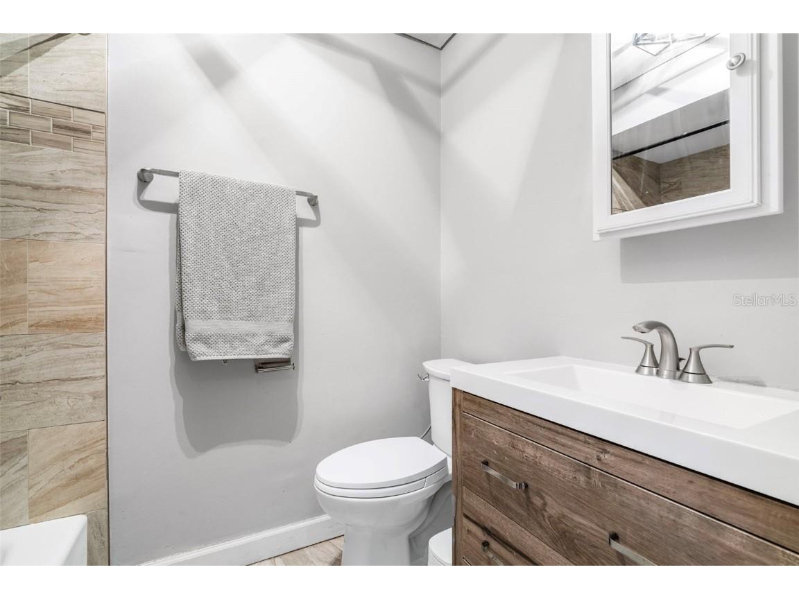 2406 Meadowbrook Drive Lutz FL 33558 TB8450843 image20