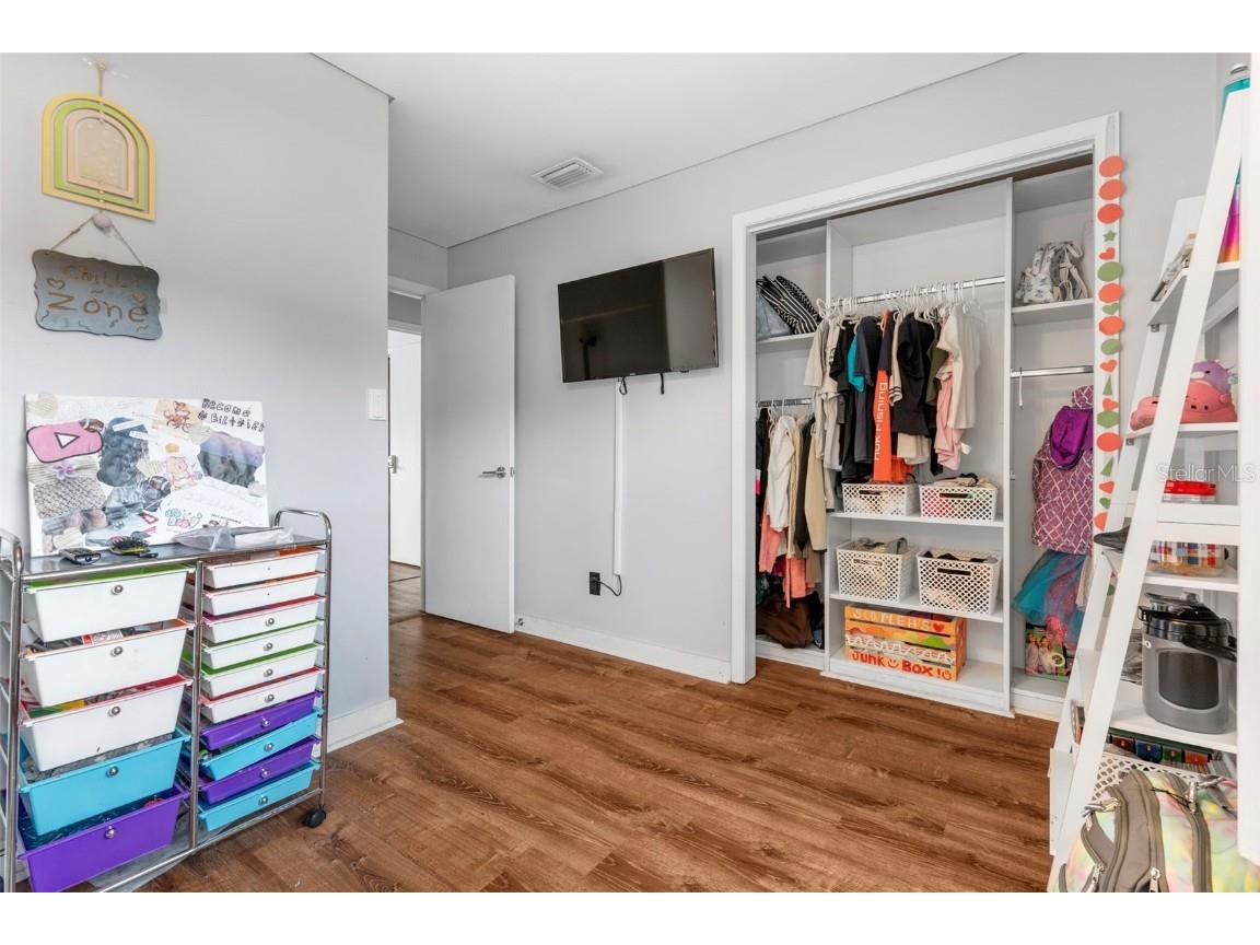 2406 Meadowbrook Drive Lutz FL 33558 TB8450843 image25