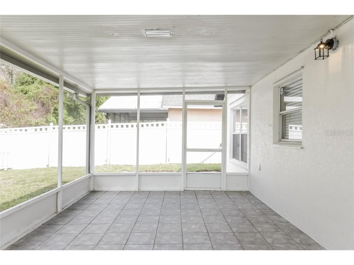 2406 Parsons Pond Circle Kissimmee FL 34743 O6365806 image6