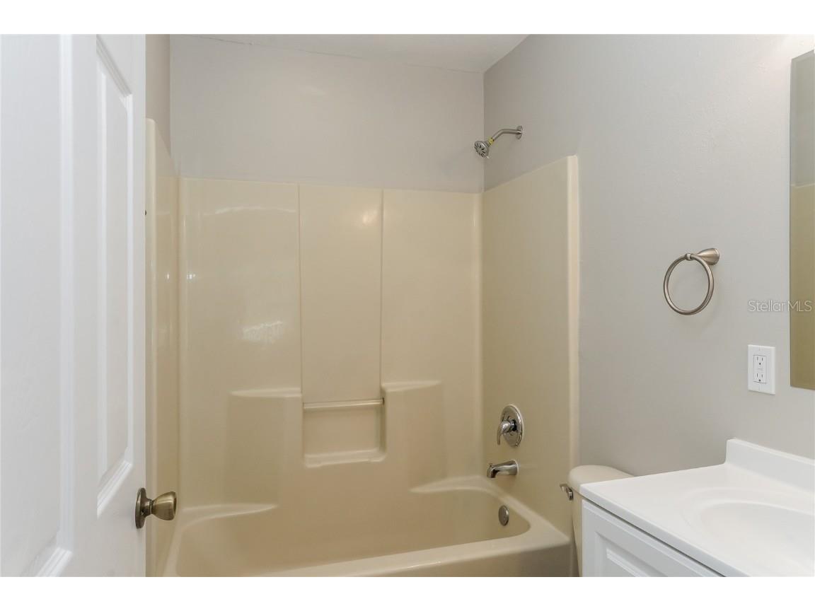 2406 Parsons Pond Circle Kissimmee FL 34743 O6365806 image9