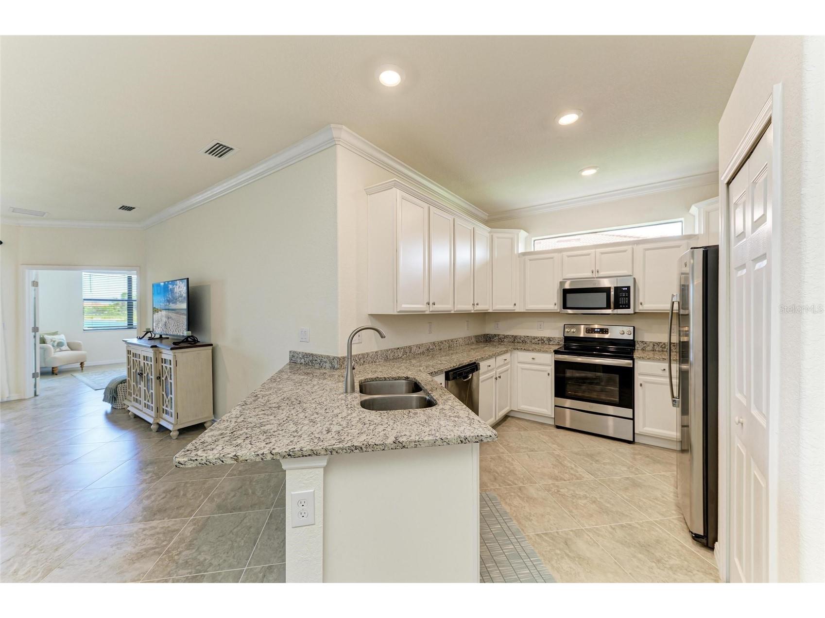 24065 Canterwood Way Venice FL 34293 A4678504 image7