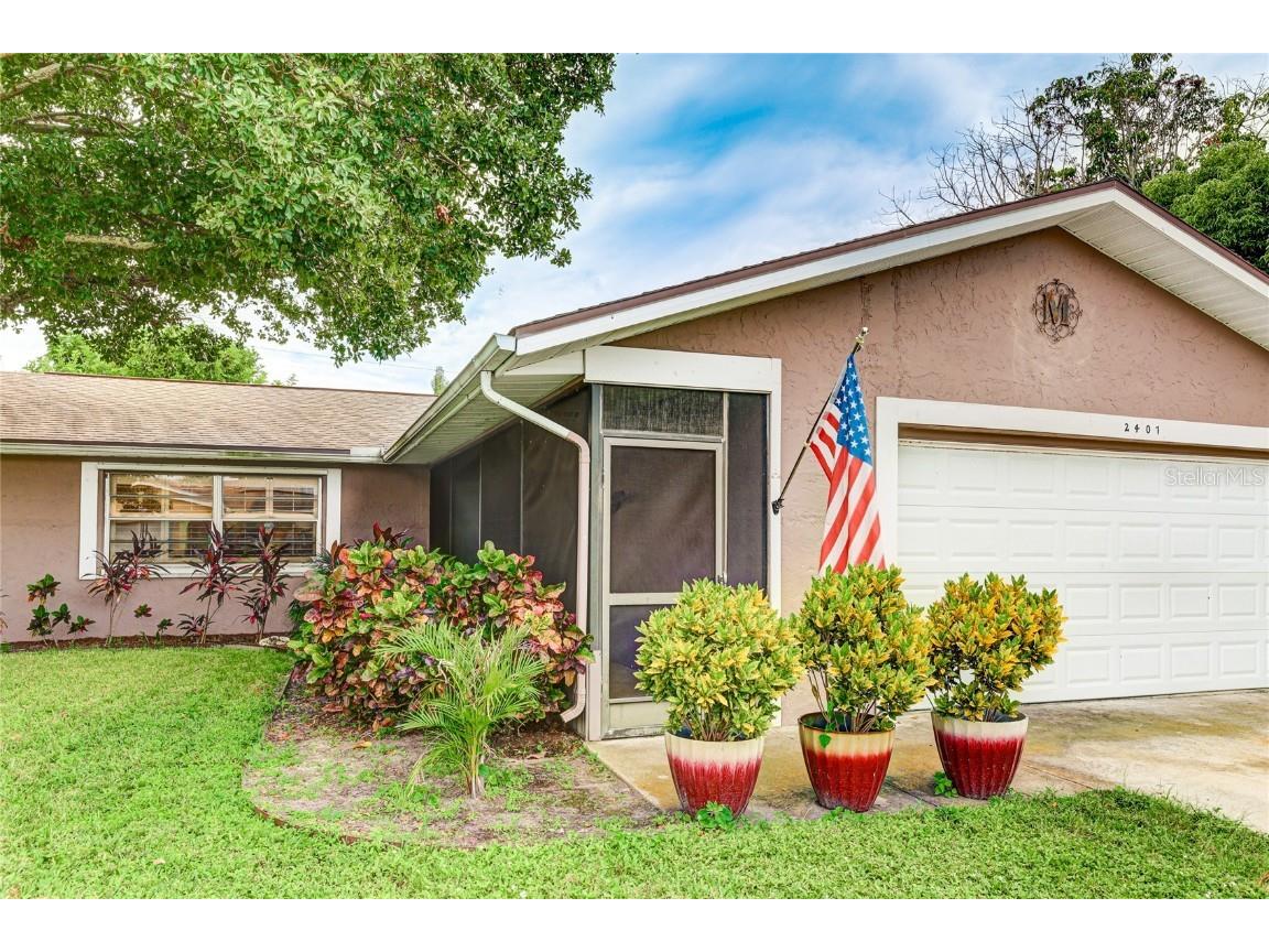 2407 16th Street W Palmetto FL 34221 A4623902 image1