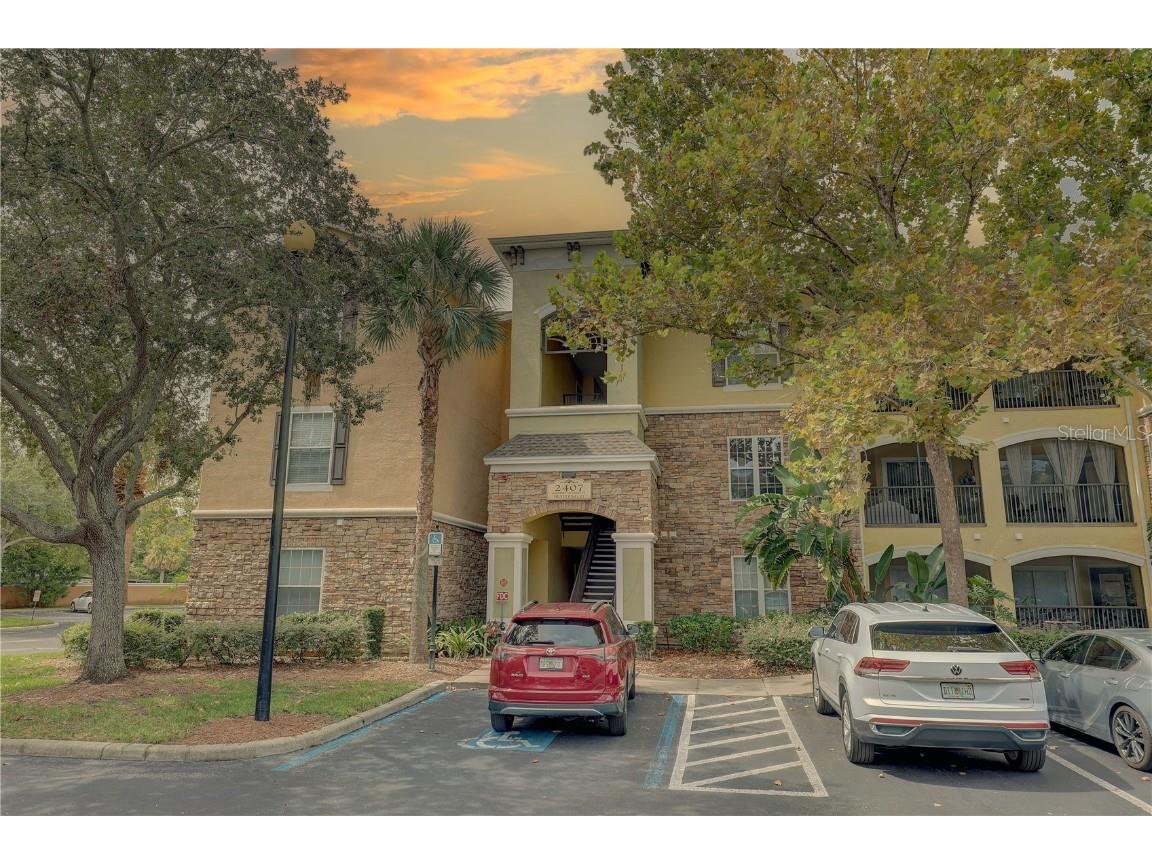2407 Courtney Meadows Court #103 Tampa FL 33619 TB8430141 image1